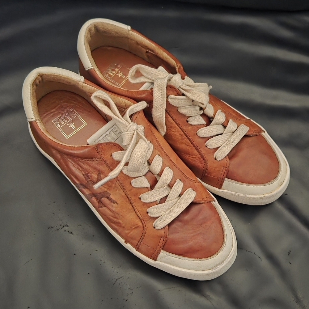 Frye Kira Leather Low Top Sneakers Tan Factory Distressed Lace up Womens 6 US